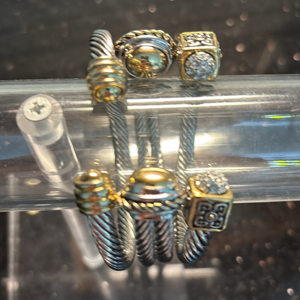 Bangle bracelets - Picture 3 of 5